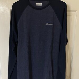 Columbia Men's Dark Blue Long Sleeve Tee
